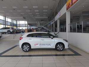 Toyota Starlet 1.5 XR auto - Image 3