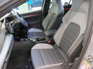Volkswagen Golf 1.4 TSI R-LINE + Tiptronic - Image 7