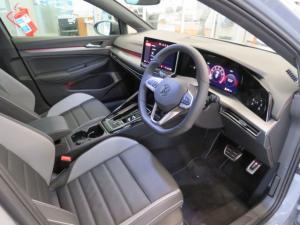 Volkswagen Golf 1.4 TSI R-LINE + Tiptronic - Image 9