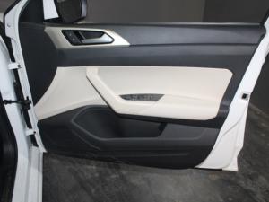 Volkswagen Polo 1.6 - Image 15