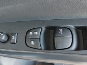 Nissan Navara 2.5DDTI PRO-2X automatic D/C - Image 19