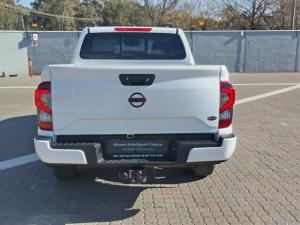 Nissan Navara 2.5DDTI PRO-2X automatic D/C - Image 5