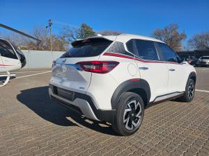 Nissan Magnite 1.0T RED Edition CVT - Image 2