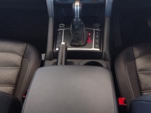 Volkswagen Amarok 3.0 TDi H-LINE + 4MOT automatic D/C - Image 10