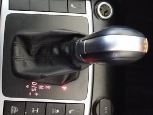 Volkswagen Amarok 3.0 TDi H-LINE + 4MOT automatic D/C - Image 11