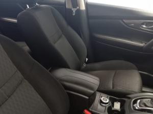 Nissan X Trail 2.5 Acenta 4X4 CVT - Image 8