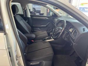 Volkswagen T-ROC 1.4 TSI Design Tiptronic - Image 11