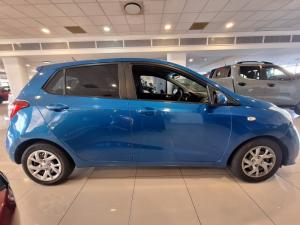 Hyundai Grand i10 1.25 Motion auto - Image 2