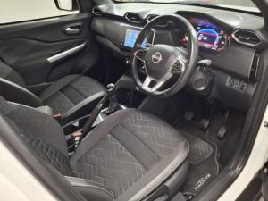 Nissan Magnite 1.0 Turbo Acenta Plus manual - Image 14