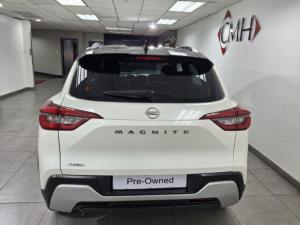 Nissan Magnite 1.0 Turbo Acenta Plus manual - Image 4