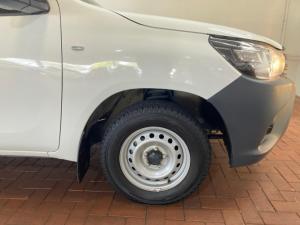 Toyota Hilux 2.4GD single cab S (aircon) - Image 7