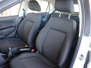Volkswagen Polo Vivo hatch 1.4 Trendline - Image 13