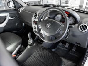 Nissan NP200 1.6i safety pack (aircon) - Image 11