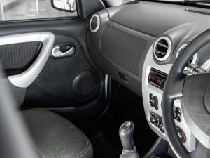 Nissan NP200 1.6i safety pack (aircon) - Image 12