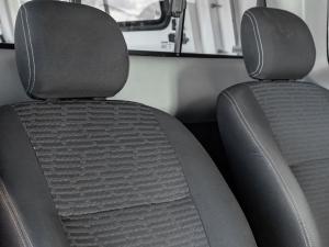 Nissan NP200 1.6i safety pack (aircon) - Image 17