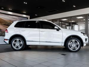 Volkswagen Touareg V8 TDI Executive - Image 11
