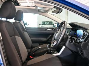 Volkswagen Polo hatch 1.0TSI Life manual - Image 12