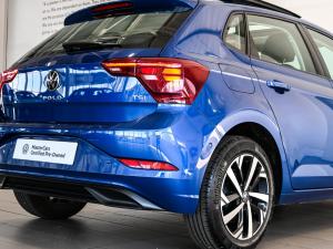Volkswagen Polo hatch 1.0TSI Life manual - Image 17