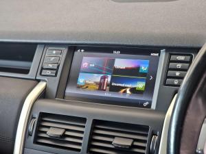 Land Rover Discovery Sport HSE TD4 - Image 9