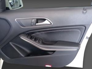 Mercedes-Benz A 200d Urban automatic - Image 10