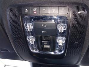 Mercedes-Benz A-Class A200 sedan AMG Line - Image 18