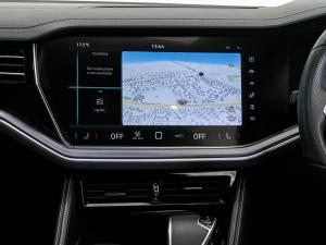 Volkswagen Touareg V6 TDI R-Line - Image 11