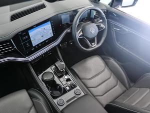 Volkswagen Touareg V6 TDI R-Line - Image 7