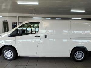 Toyota Quantum 2.8 LWBP/V - Image 2