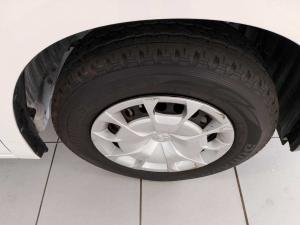 Toyota Quantum 2.8 LWBP/V - Image 5