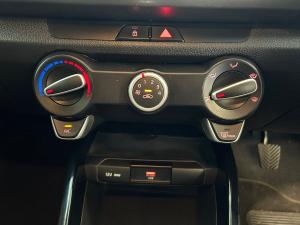 Kia Rio hatch 1.4 LS - Image 10