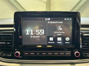 Kia Rio hatch 1.4 LS - Image 11