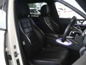 Mercedes-Benz GLS GLS400d 4Matic - Image 11