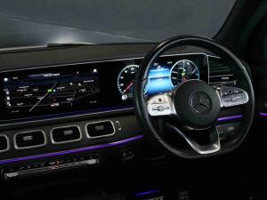 Mercedes-Benz GLS GLS400d 4Matic - Image 12