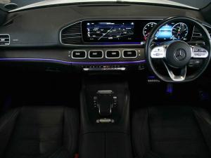 Mercedes-Benz GLS GLS400d 4Matic - Image 6