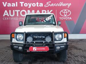 Toyota Land Cruiser 79 2.8GD-6 single cab manual - Image 2