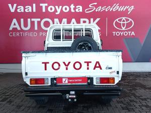 Toyota Land Cruiser 79 2.8GD-6 single cab manual - Image 5