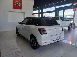 Suzuki Swift 1.2 GLX auto - Image 4