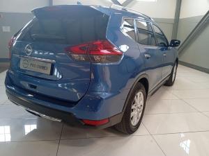 Nissan X-Trail 2.5 4x4 Acenta Tech - Image 4