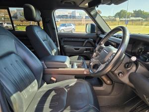 Land Rover Defender 110 P400 X - Image 15