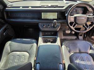 Land Rover Defender 110 P400 X - Image 18