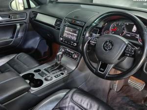 Volkswagen Touareg V6 TDI - Image 15