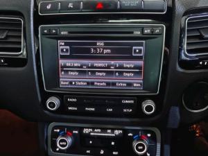 Volkswagen Touareg V6 TDI - Image 18