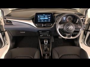 Toyota Starlet 1.5 XR auto - Image 6