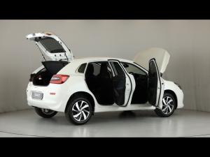 Toyota Starlet 1.5 XR auto - Image 16