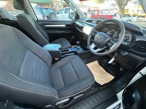 Toyota Hilux 2.4GD-6 Xtra cab Raider auto - Image 18