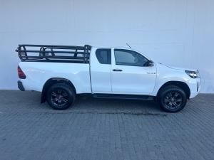Toyota Hilux 2.4GD-6 Xtra cab Raider auto - Image 4