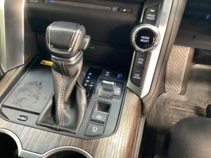 Toyota Land Cruiser 300 3.3D ZX - Image 13