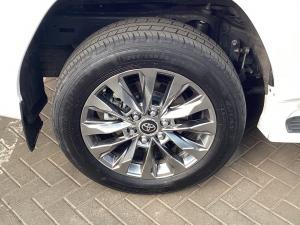 Toyota Land Cruiser 300 3.3D ZX - Image 23