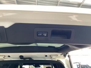 Toyota Land Cruiser 300 3.3D ZX - Image 31