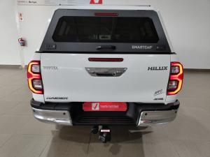 Toyota Hilux 2.8GD-6 48V double cab 4x4 Raider - Image 5
